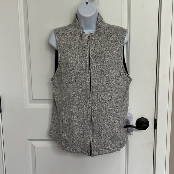 Croft and Barrow Vest size Large - Picture 1 of 5